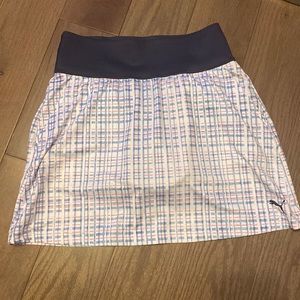 PUMA WOMEN'S PWRSHAPE SPORT KNIT GOLF SKORT white, pink and blue stripe-small